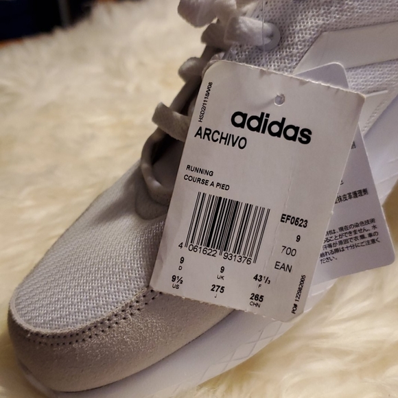 NWT Men's Adidas ARCHIVO - White in Size 9 1/2 - Picture 2 of 7